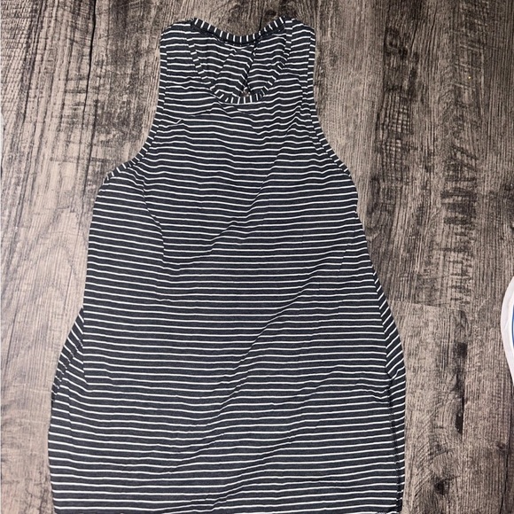 Lululemon Athletica Black and White Sleeveless Tank Top - Picture 1 of 5